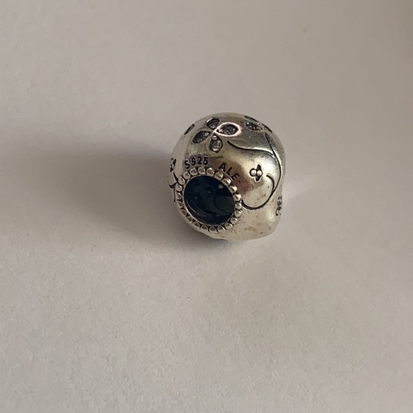 Pandora charm sparkling skull silver cz hearts - Picture 5 of 5